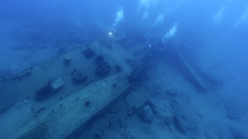  shipwreck scenery underwater ship wreck deep blue water ocean scenery of metal underwater scuba divers to explore
