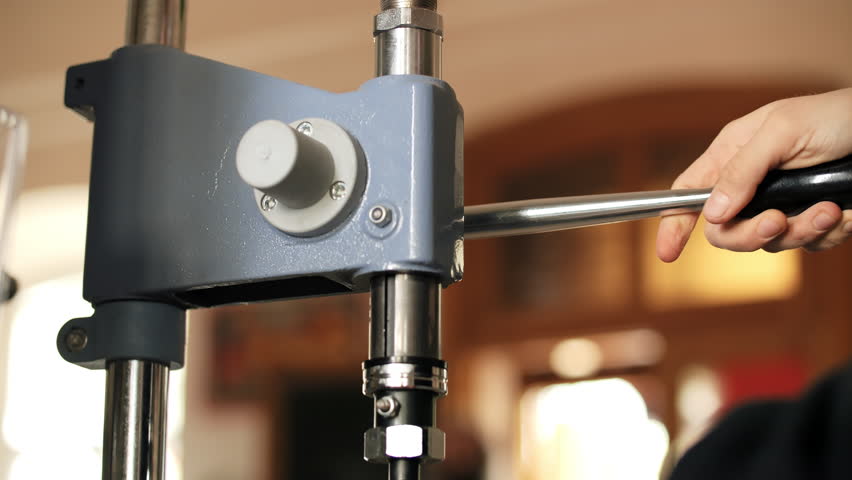 Stamping design onto leather with press machine