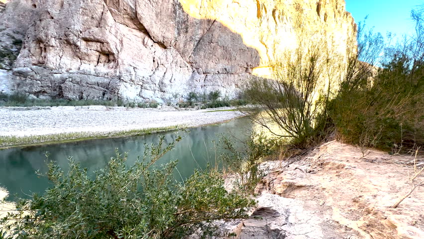 Panning Across Boquilles Canyon in Big Bend