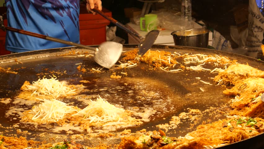 Stir fried mussel omelet, Asian street food
