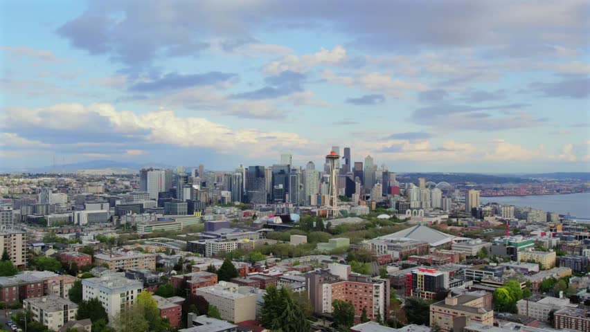 Seattle skyline at sunset from Kerry Park, revealing the Space Needle and waterfront during sunset
