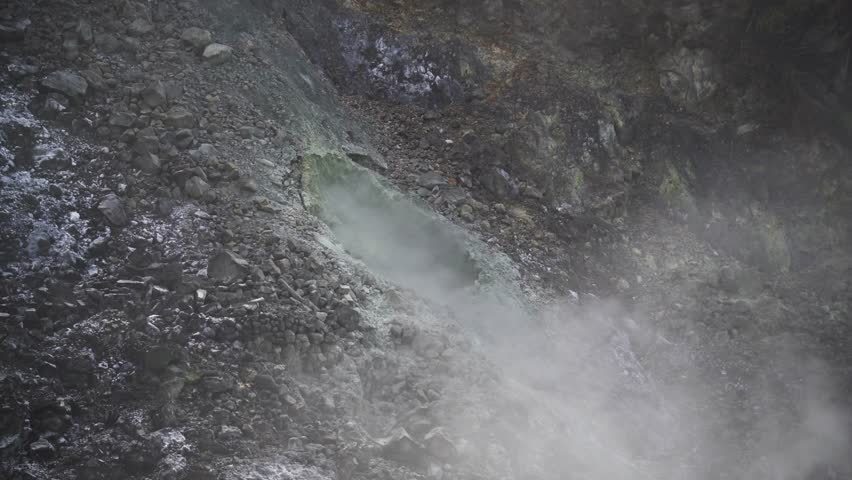 Mist from the ground in Xiaoyoukeng