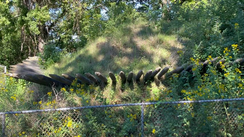 A short video of fortifications from the Battle of Yorktown that concluded the American Revolutionary War