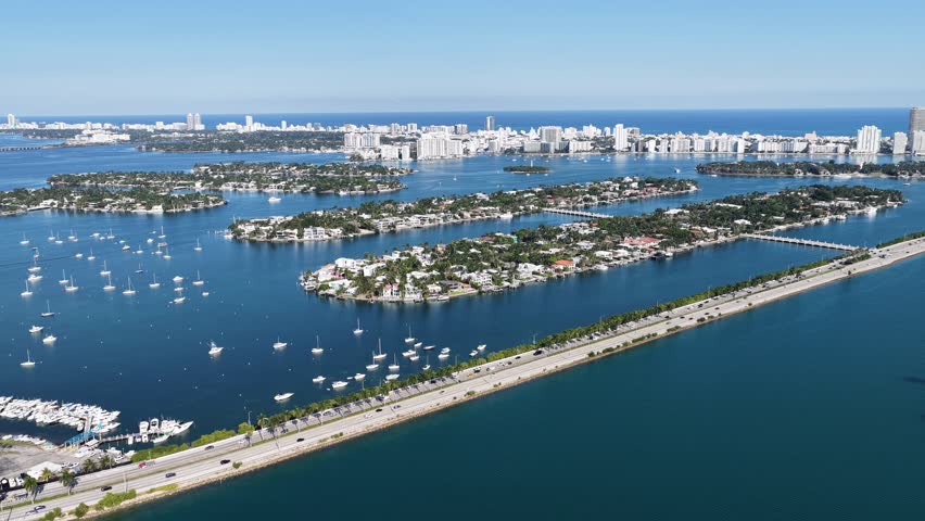 Biscayne Bay At Miami Beach In Florida United States. Seascape Skyline. Downtown Landscape. Summer Travel. Biscayne Bay At Miami Beach In Florida United States. Highrise Buildings.
