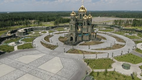Drone Flight Toward Main Cathedral of Russian Armed Forces