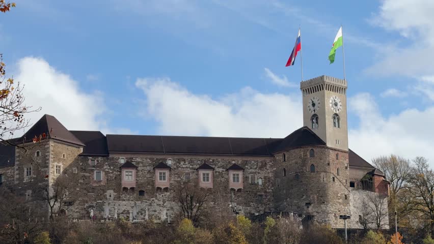 Slovenia Ljubljana Kongresni trg square Ljubljana Castle  Ljubljanski grad.