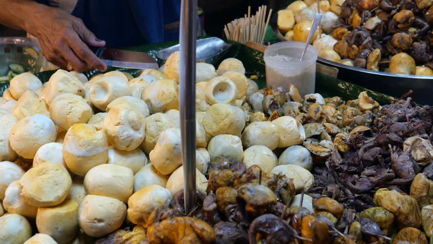 Balut (Boiled fertilized duck eggs), Southeast Asian street food