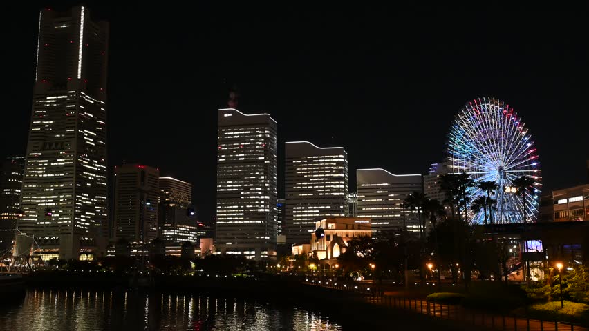 Night view from Bankoku Bridge in Yokohama
