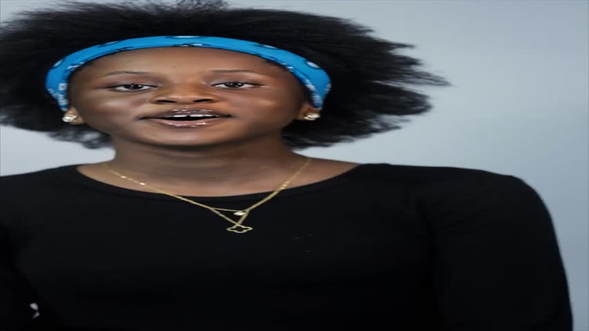 afro young lady in her 20