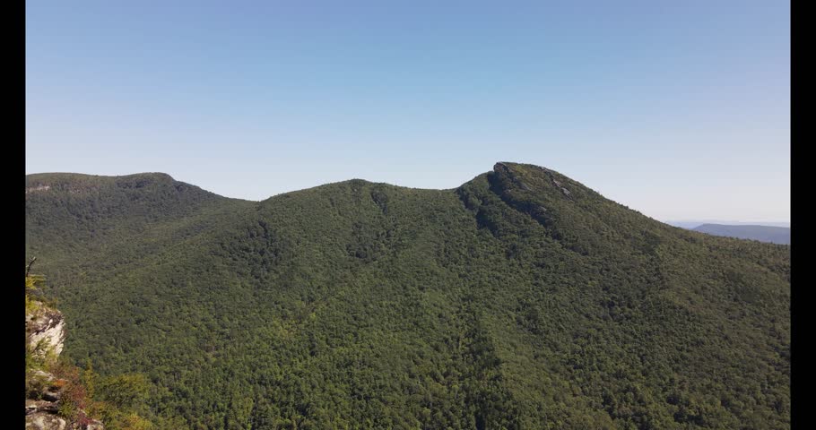 Linville Gorge Wilderness NC – Cinematic 4K Drone Flyover