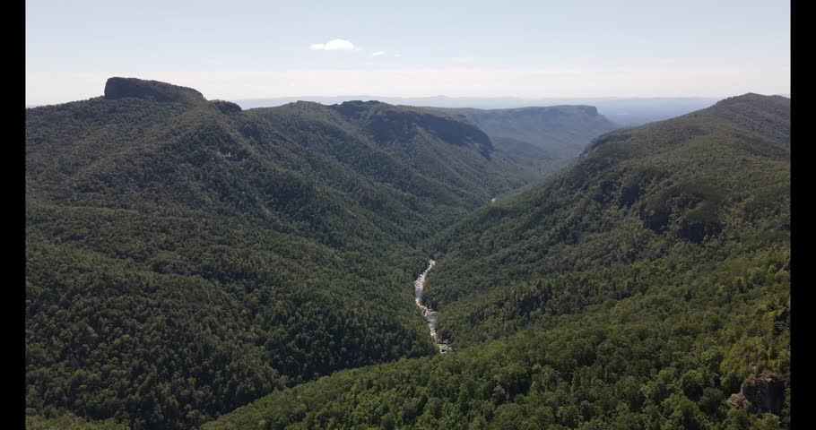 Linville Gorge Wilderness NC – Cinematic 4K Drone Flyover