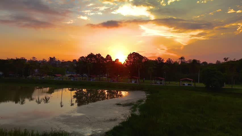 4K Sun Park Natural Nature Green Paradise Parque Itaquaquecetuba Sao Paulo Natureza Brasil Por do Sol Paraiso Natural Brazil 
