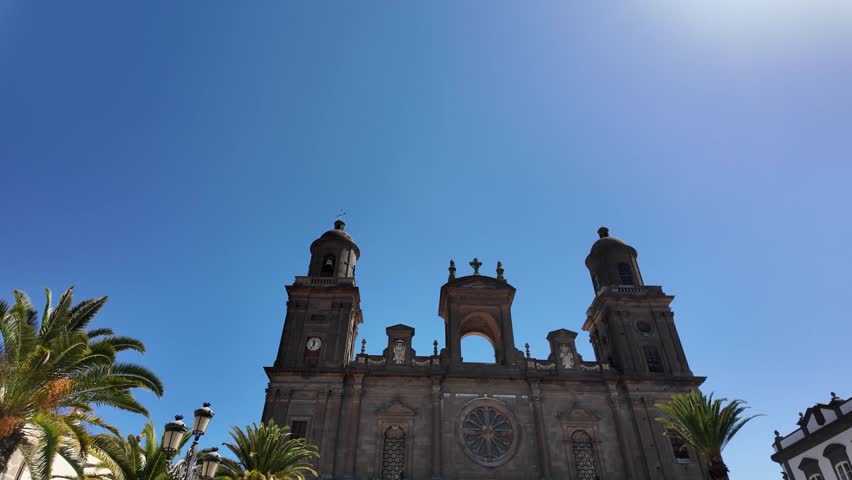 Walking towards The Cathedral de Santa Ana—officially the Holy Cathedral-Basilica of the Canary Islands in Las Palmas de Gran_Canaria