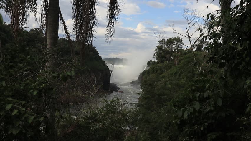 Panoramic view of Iguazu Falls from the Brazilian side	