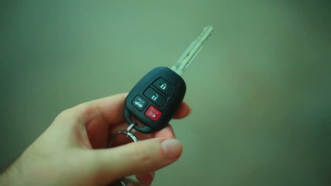 locking and unlocking car key remote