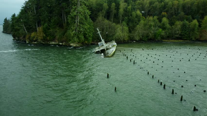 US, WA, Chinook, 2025-10-25 - Drone view of the wreck of the hydrofoil USS Plainview on the Columbia River