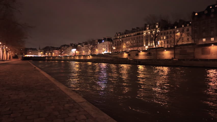 The docks of Paris in winter