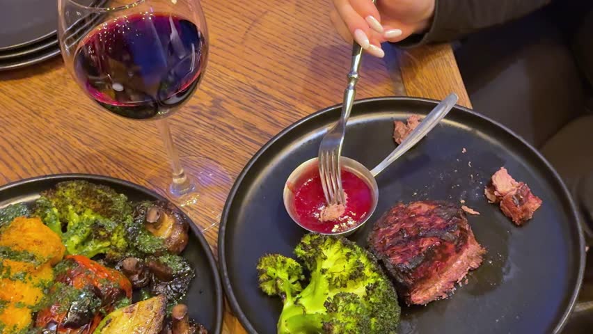 dip beef in cranberry sauce Steak dinner wine