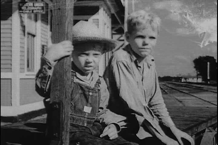 1940s - Life in rural Alabama in 1946 where hope is expressed through trains passing through.
