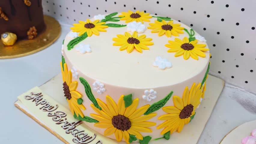 Yellow Sunflowers Wedding Cake in 120fps 4K Slow Motion. Elegant Celebration Dessert Decorated with Vibrant Sunflower Icing, Capturing Romantic Details and Cinematic High-Detail Party Footage 