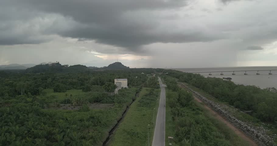 The ferry service across Batang Lupar in Sarawak, specifically the Triso ferry, is a key crossing point on the coastal road network, connecting areas like Sebuyau and Triso.