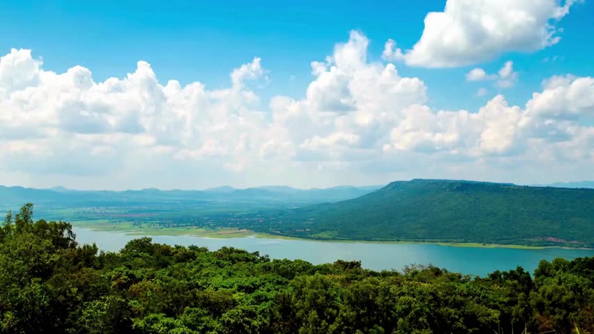 Majestic Mountain Lake Valley Vista