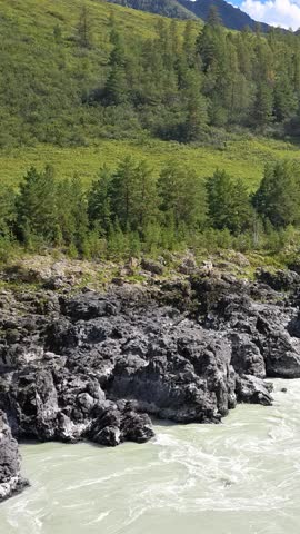 Slow motion vertical video of Teldykpen rapids on Altai river Katun near Oroktoi.