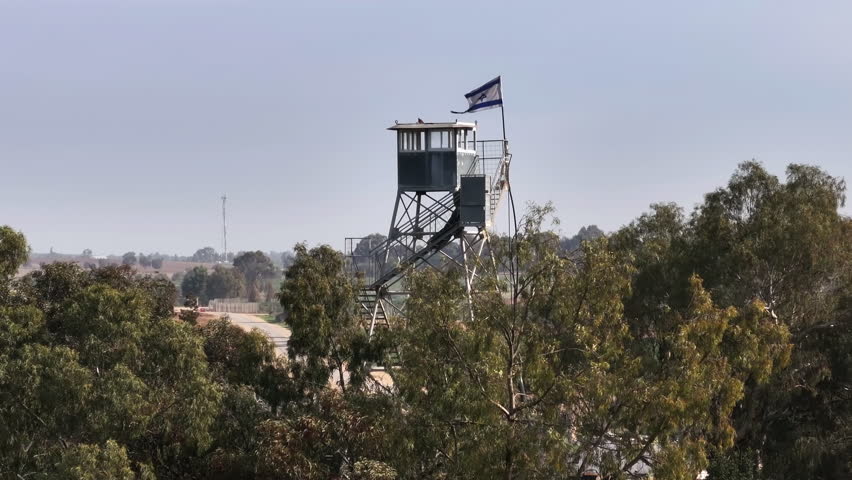 Aerial Israeli Border Watchtower Southern Israel

Short aerial drone footage showing an Israeli border watchtower overlooking southern Israel, filmed from the air in 2024.

