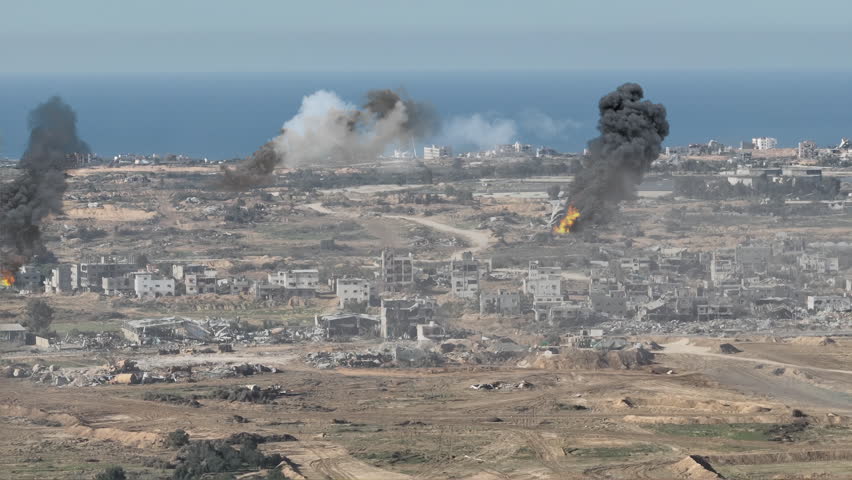 Extensive destruction across northern Gaza, aerial view, March 2024
Large-scale devastation in northern Gaza following heavy fighting, aerial footage, 2024

