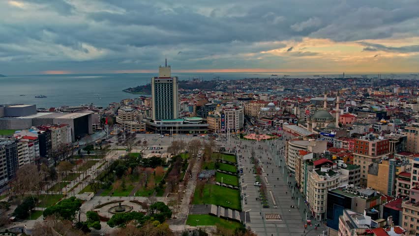 Daytime aerial view of Istiklal Street and the Taksim area. Main roads, city park and dense urban texture reflect Istanbul’s central location, cultural identity and touristic appeal.