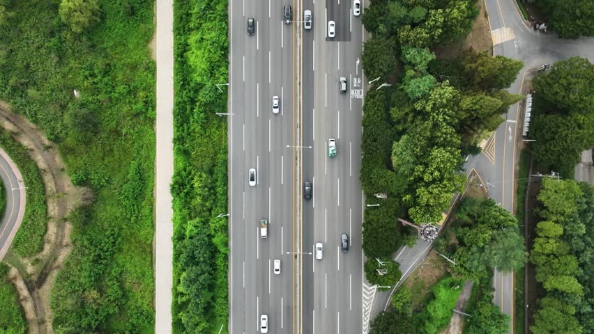 Cars pass through the highway, Gangbyeonbuk-ro in Seoul, South Korea.