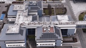 Modern cloud data centre supporting global networks - Powered by Shutterstock - Get 15% off with code: PIKWIZARD15