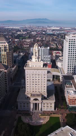Aerial view of city hall building in Oakland california