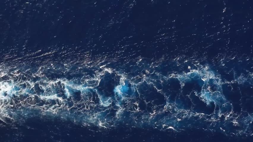 The USS Abraham Lincoln carries approximately 60–70 aircraft from its Carrier Air Wing. These aircraft typically include F A-18 Super Hornet fighter jets and E-2D Hawkeye early warning aircraft.