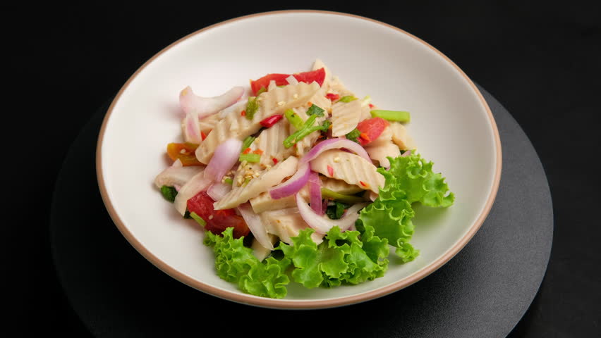 Spicy Vietnamese Sausage Salad,Spicy Pork Sausage Salad (Yum Moo Yor)