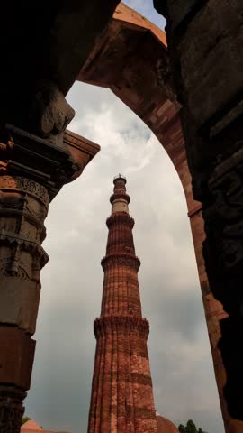 Qutub Minar | Qutub MinarUNESCO World Heritage Site, Delhi, India | Famous Heritage Monument of Delhi