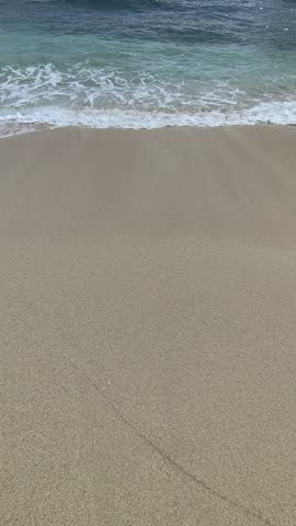 beatiful wave and sand at the beach