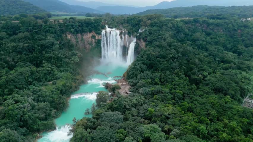 Discover el salto waterfall in huasteca potosina, san luis potosi, mexico