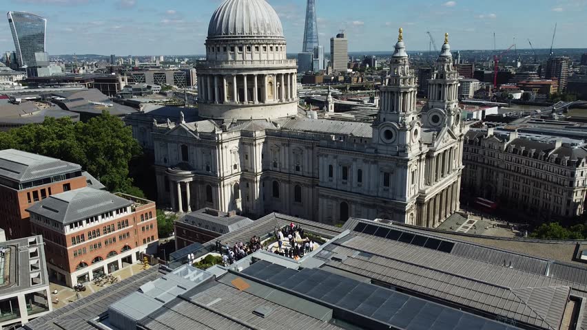 Rising shot of St Paul Cathedral