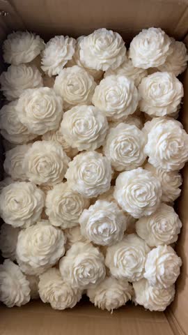 Handmade flower scented candles, wedding favors, gifts 