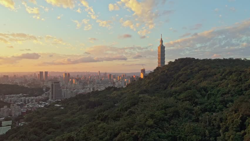 Cityscape of Taipei at dawn, Taiwan