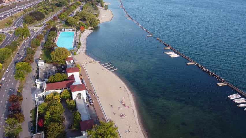 View of Sunnyside Beach along Lake Ontario shoreline in Toronto.