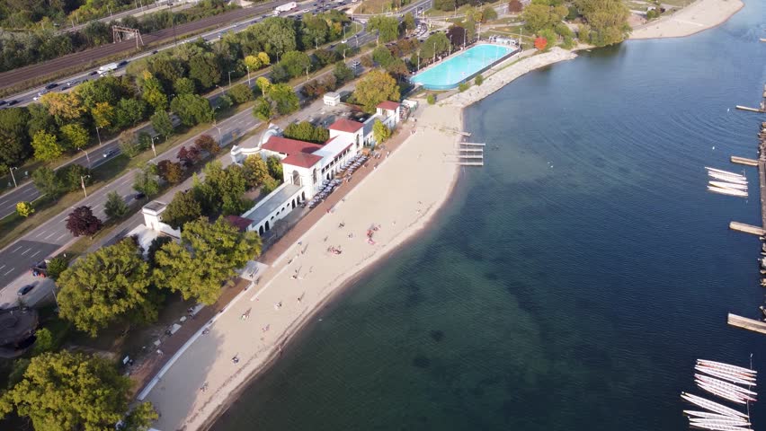 View of Sunnyside Beach along Lake Ontario shoreline in Toronto.