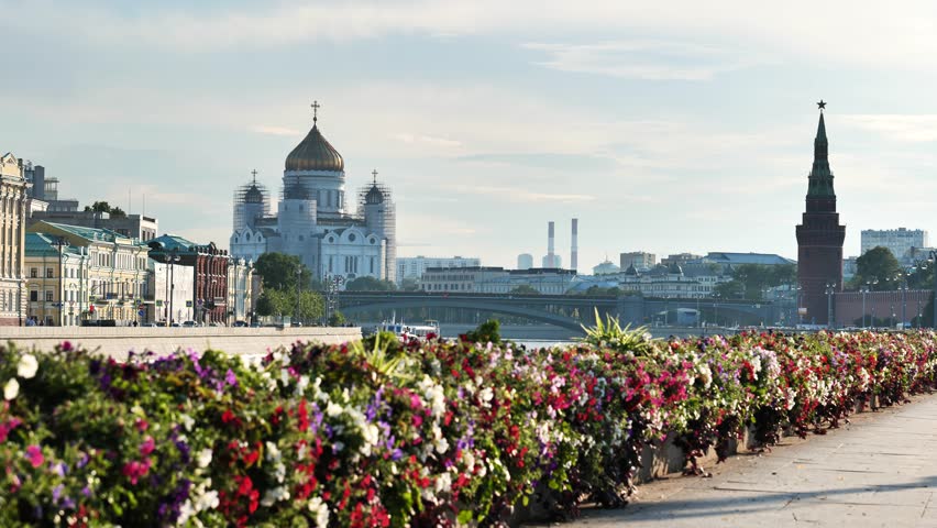 Moscow cityscape displaying Cathedral of Christ the Saviour, Kremlin, and Moskva River