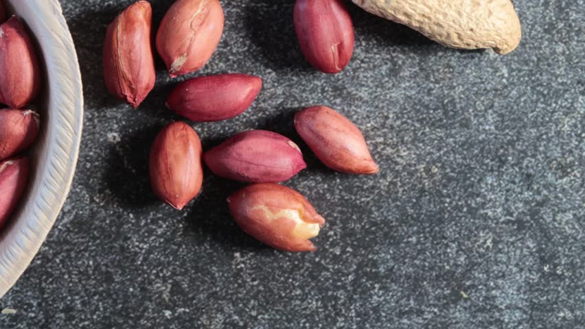 peanuts, shell, potassium, dried fruit, vitamins