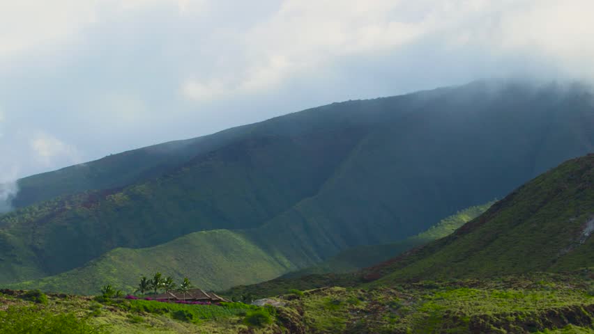 Timelapse of clouds and Lahaina mountains