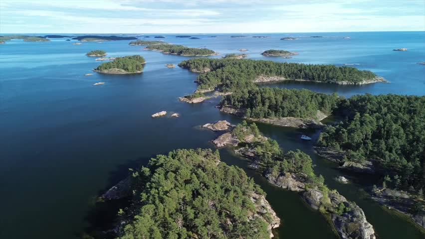This group of islands in National Park is our regular destination every summer when we travel around the Finnish outer archipelago. There are many good landing spots on the islands. Some of the islands also have campfire sites where it is good to cook over a proper campfire. August 17th 2025. 