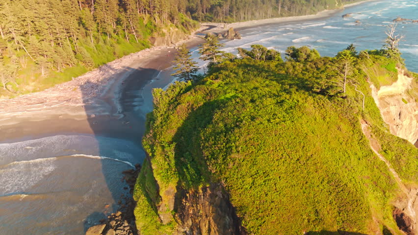 Stunning Golden Hour At Washingtons Coastline
