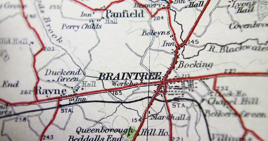 An old historical map from 1900 showing the town of Braintree which is a town in Essex England with a pen circling the city name with a black pen