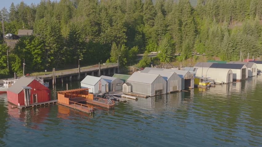 House Boats Along The Dock